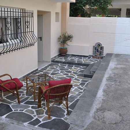 Feel Free Villa Palaiontsiflikion Ngoại thất bức ảnh