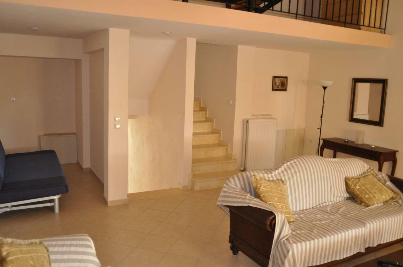 Feel Free Villa Palaiontsiflikion Ngoại thất bức ảnh