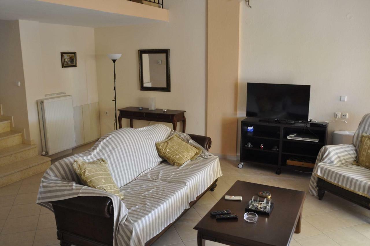 Feel Free Villa Palaiontsiflikion Ngoại thất bức ảnh